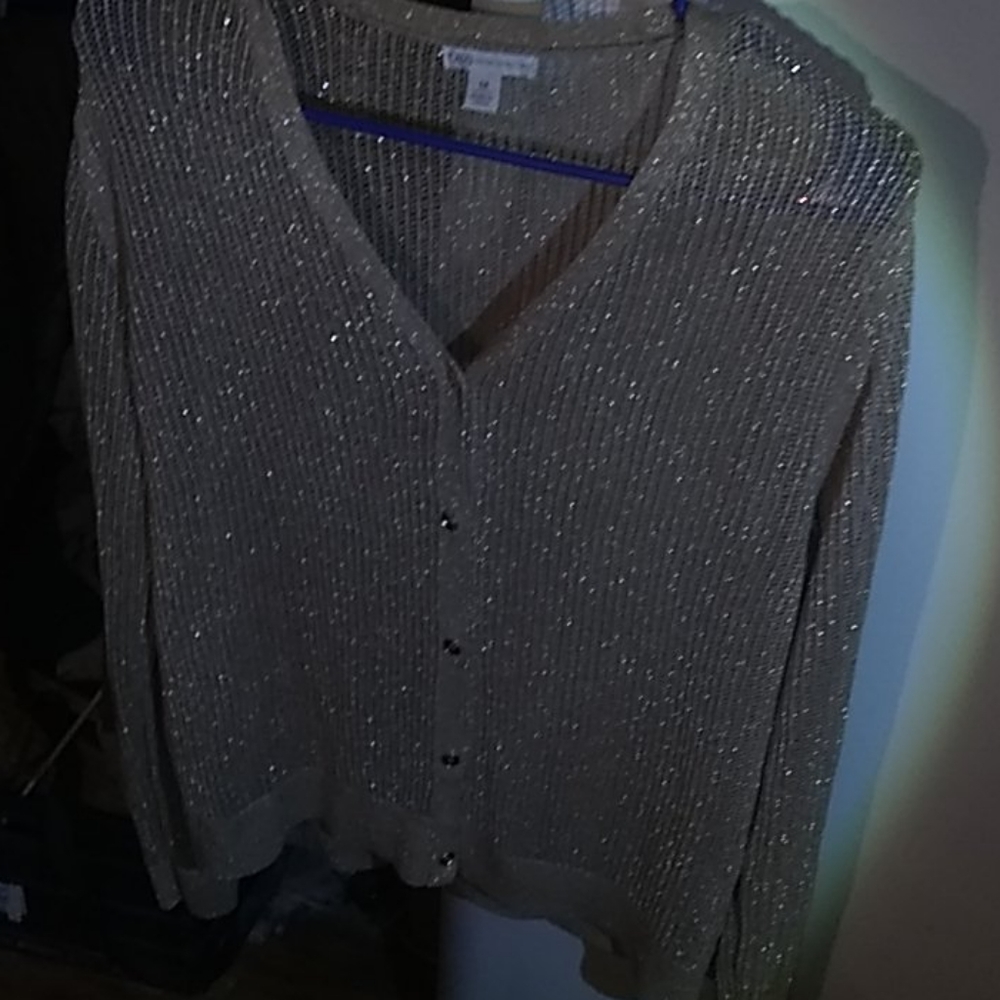 Sweater - Picture 3 of 4